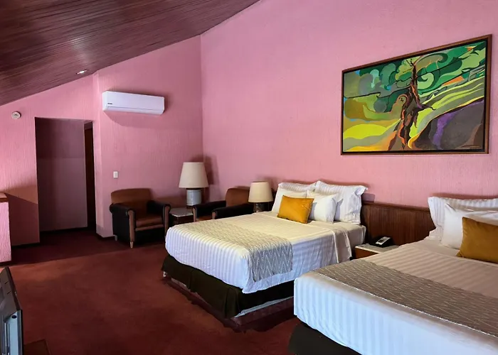Hotel Sevilla Palace 4*