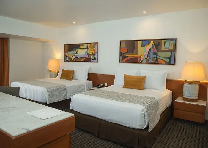 Hotel Sevilla Palace 4*